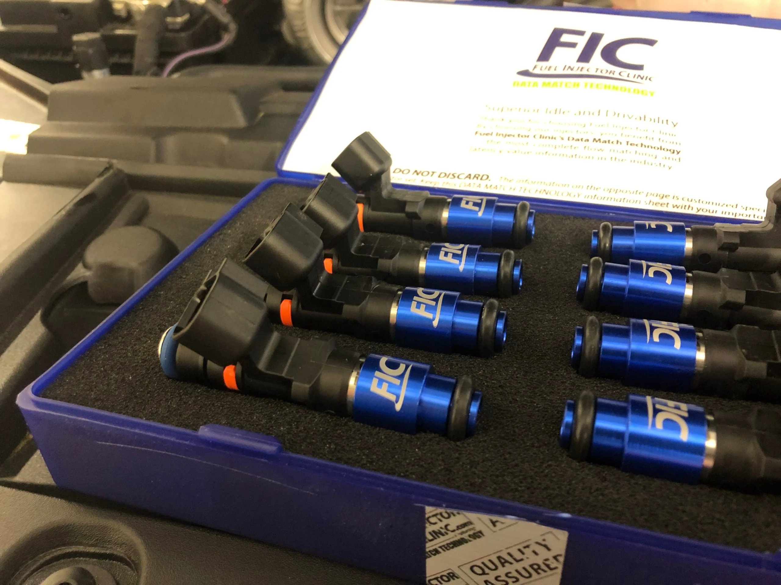 1000CC (85 LBS/HR AT 43.5 PSI FUEL PRESSURE) FIC FUEL INJECTOR CLINIC INJECTOR SET FOR MUSTANG GT (2005+)/GT350 (2015-2016)/ BOSS 302 (2012-2013)/COBRA (1999-2004) (HIGH-Z) - Image 5