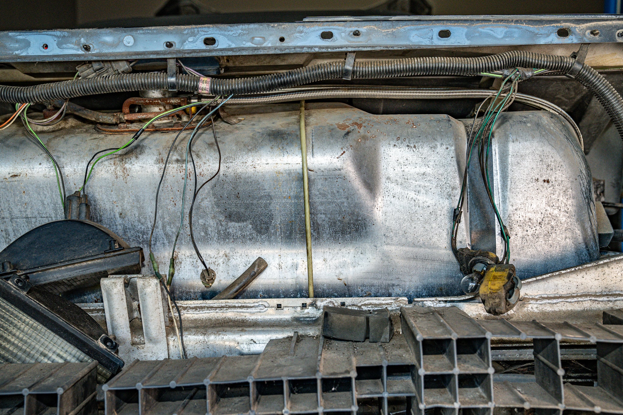 QFF0037SS - 88-91 Corvette L98, Quick Fix Fuel Hose; Braided Stainless - Image 2